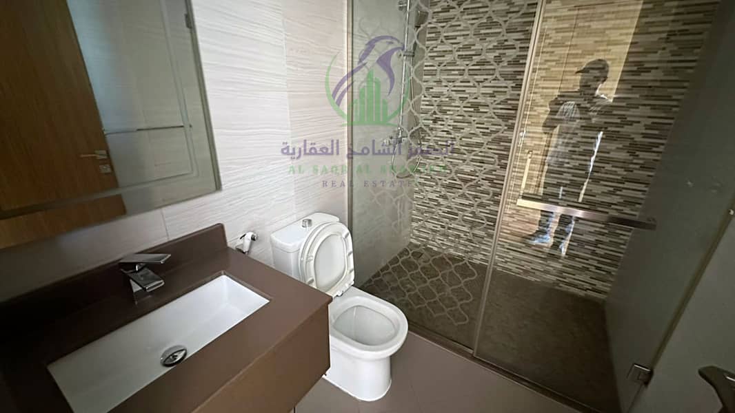 20 apartment-for-rent-3-bedroom-altaawn-alsharqh-property-04. jpg