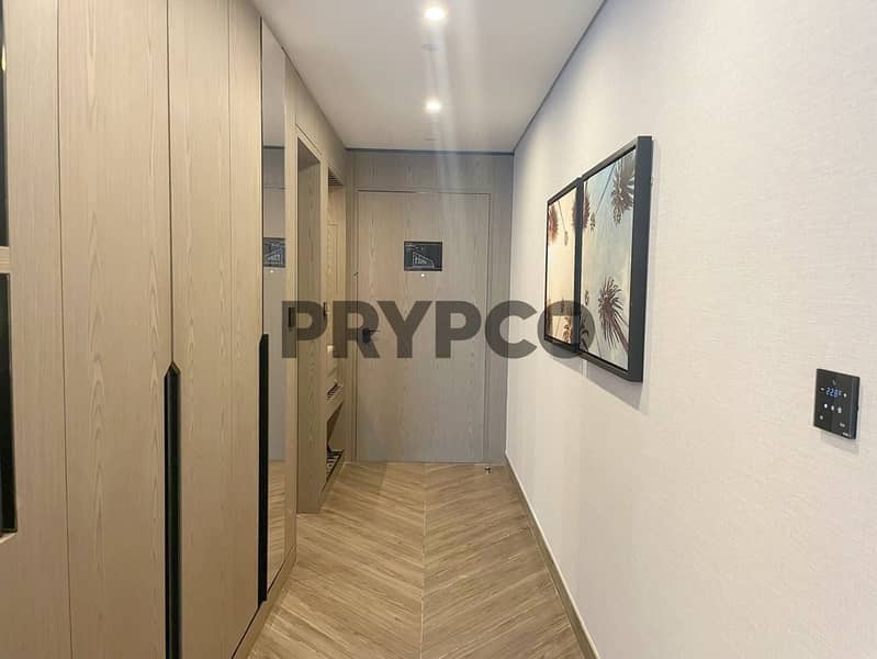 8 Paramount Midtown 8. jpg