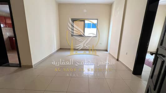 1 Спальня Апартаменты в аренду в Бу Тина, Шарджа - shqa-for-rent-1-bedroom-albwtyna-alsharqa-living-room-01. jpg 1 Спальня Апартаменты в аренду в Бу Тина, Шарджа - shqa-for-rent-1-bedroom-albwtyna-alsharqa-living-room-01. jpg