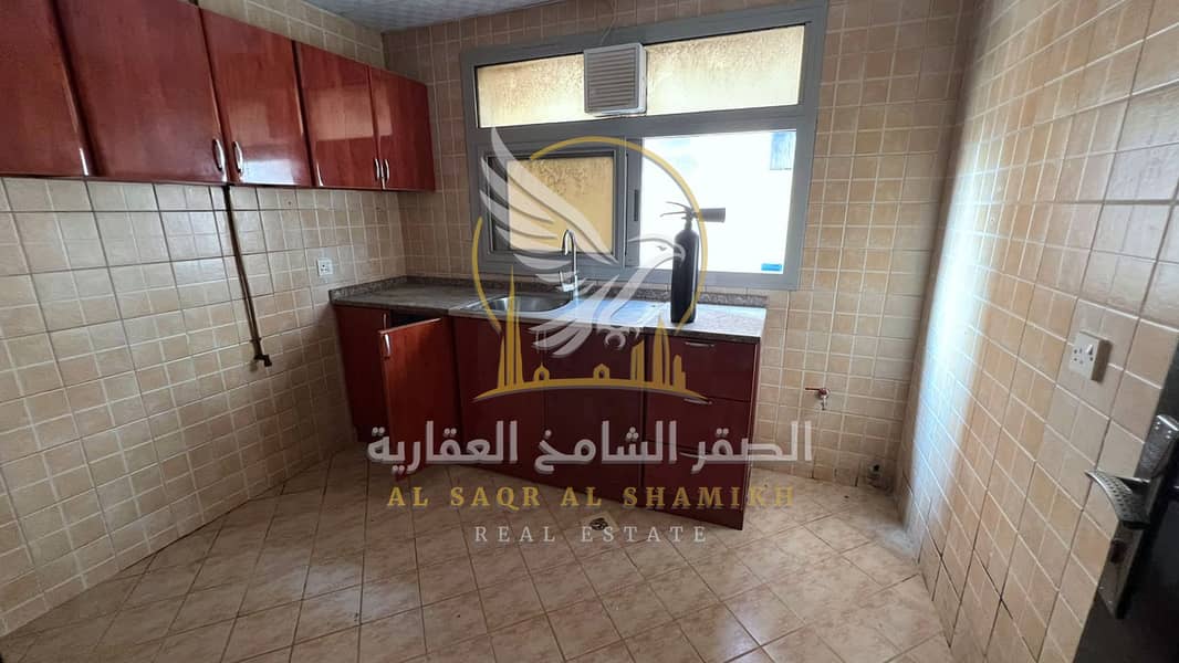 10 shqa-for-rent-1-bedroom-albwtyna-alsharqa-kitchen-09. jpg