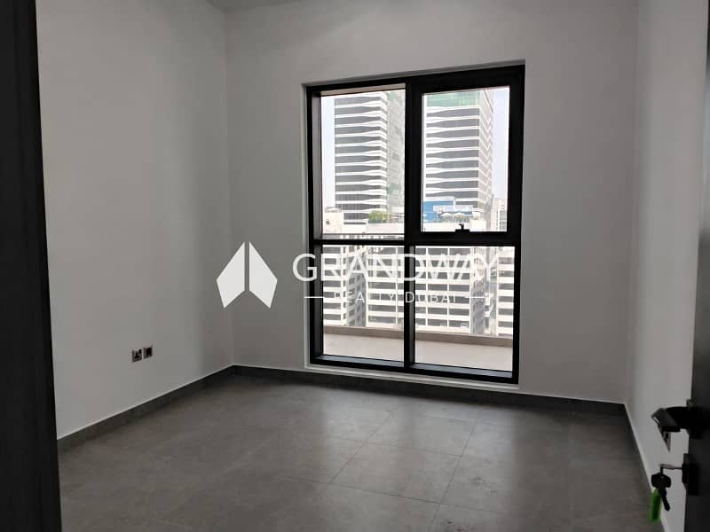 9 Spacious 2BR I Jumeirah Garden Community View — photo 9