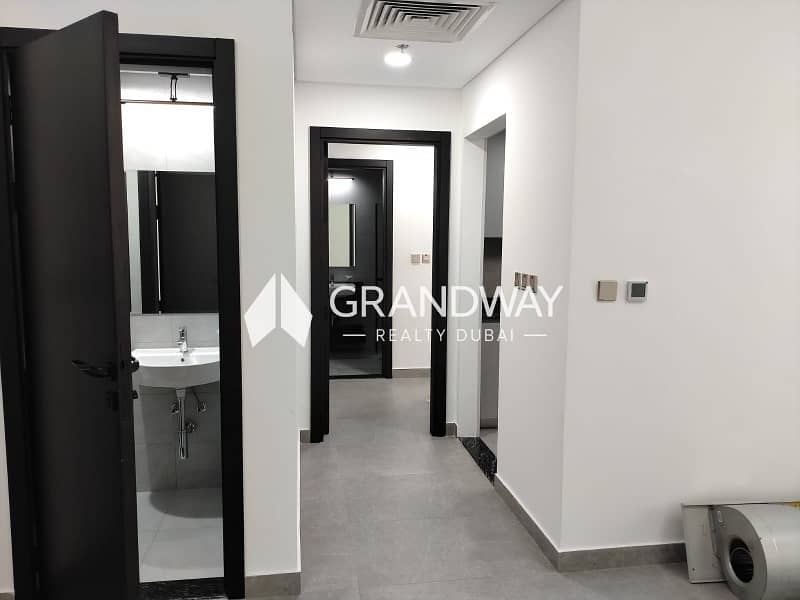 11 Spacious 2BR I Jumeirah Garden Community View — photo 11