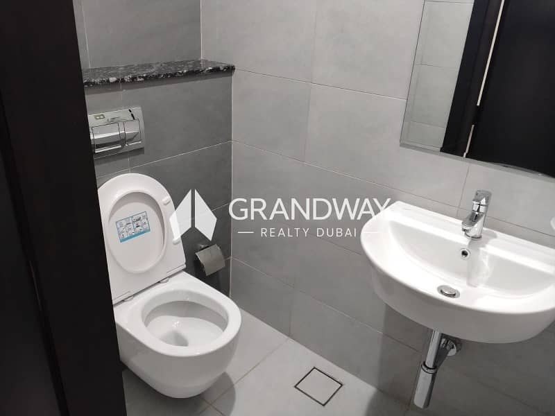 17 Spacious 2BR I Jumeirah Garden Community View — photo 17