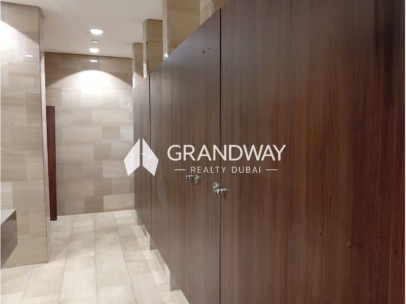 16 Spacious Office | Prime Location | Golden Gate — photo 16