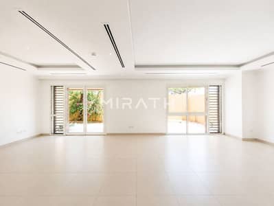 4 Slaapkamers Villa te Koop in Dubai Science Park, Dubai - Villa in Dubai Science Park,Villa Lantana,Villa Lantana 2, 4 slaapkamers, 6050000 AED - 16669507 4 Slaapkamers Villa te Koop in Dubai Science Park, Dubai - Villa in Dubai Science Park,Villa Lantana,Villa Lantana 2, 4 slaapkamers, 6050000 AED - 16669507