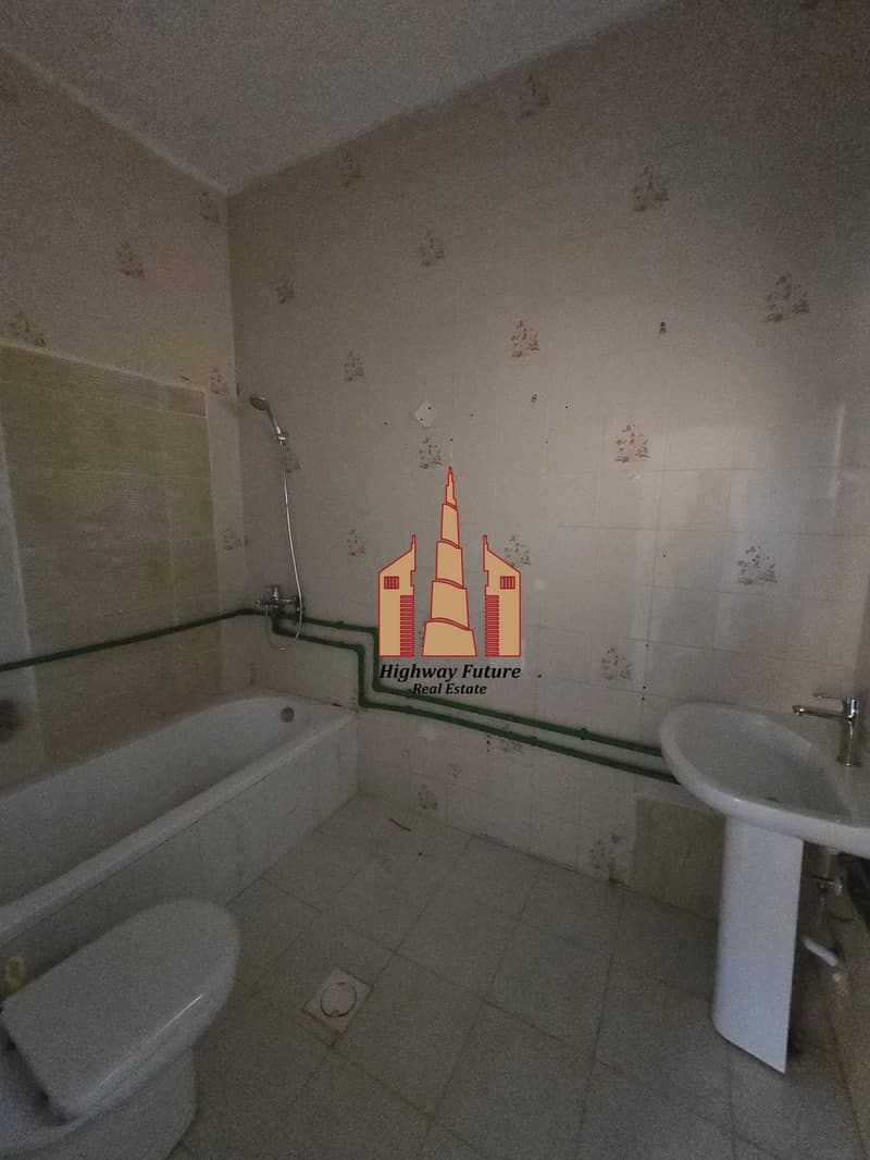 8 1000607522. jpg