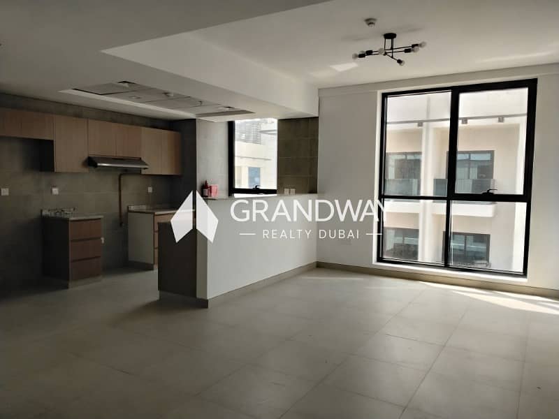 Spacious 2BR I SZR Skyline View I Vacant — photo 1 Spacious 2BR I SZR Skyline View I Vacant — photo 1