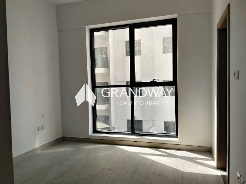 24 Spacious 2BR I SZR Skyline View I Vacant — photo 24