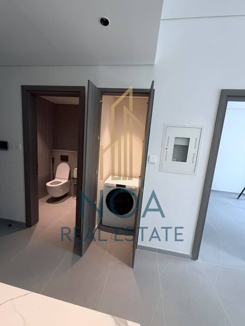 15 0a1eb578-3bc1-40bc-8b81-d94d8bd3cb98. jpg