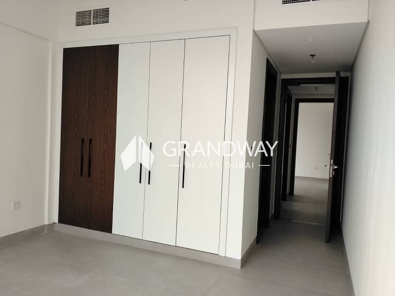7 Elegant 2BR I Burj View I Sea View — photo 7