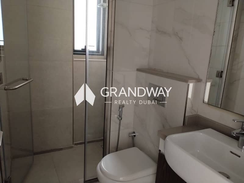 11 Elegant 2BR I Burj View I Sea View — photo 11