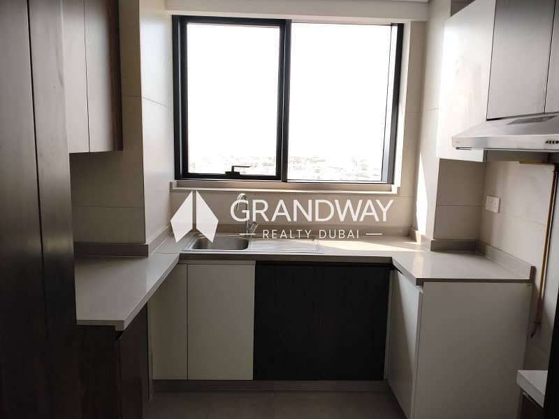 17 Elegant 2BR I Burj View I Sea View — photo 17