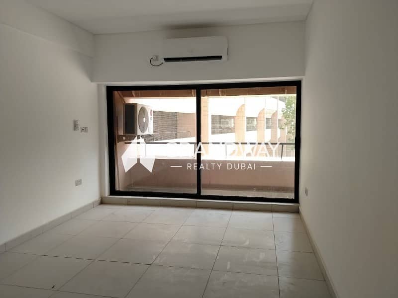 8 Elegant Residence| Large Layout | Central Location — photo 8