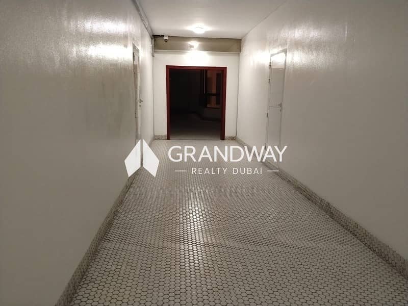 13 Elegant Residence| Large Layout | Central Location — photo 13
