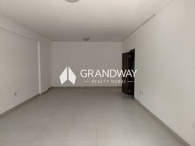 3 habitaciones Apartamento para en Alquiler en Al Karama, Dubai - Spacious 3BR I Company Staff Allowed — photo 2