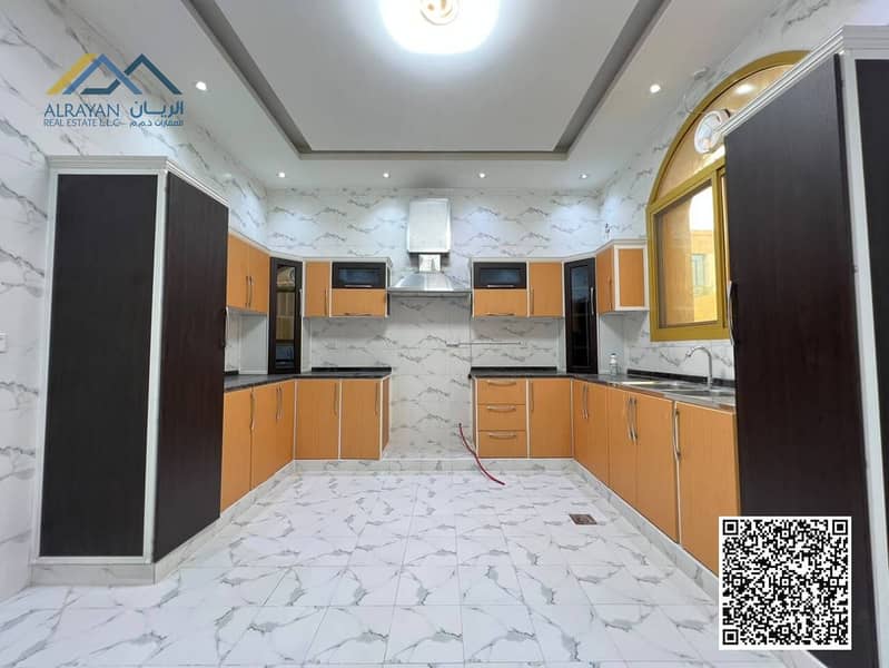 7 45c45cc8-7b96-484d-aa25-24188dcad34a. jpg