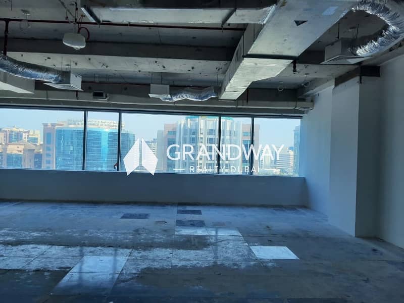 11 Spacious Office I Included Dewa Chiller I Vacant — photo 11