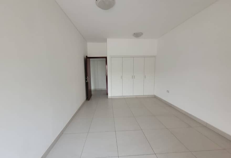 8 Modern 2BR+ Study | Prime Location | Zabeel — photo 8