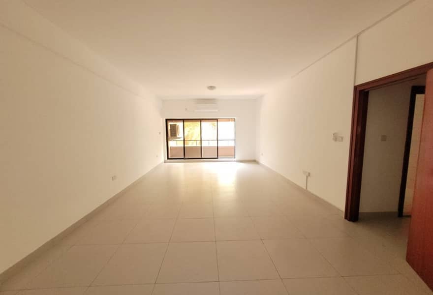 4 Spacious 2BR | Zabeel I Vacant — photo 4