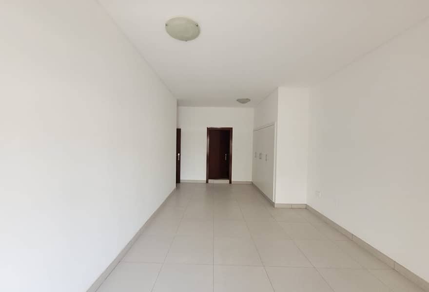 3 Elegant 3BR | Prime Location | Zabeel View — photo 3