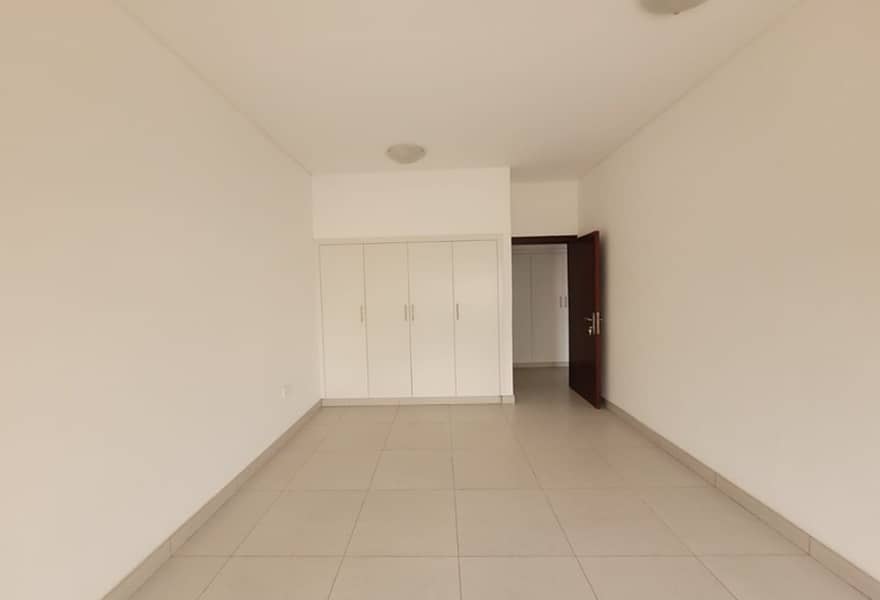 6 Elegant 3BR | Prime Location | Zabeel View — photo 6