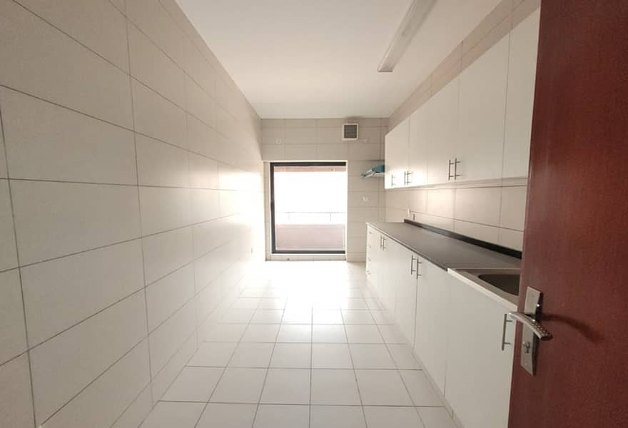 8 Elegant 3BR | Prime Location | Zabeel View — photo 8