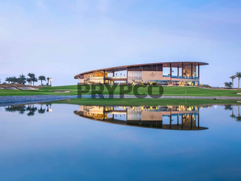 11 01_Trump_International_Golf_Club. jpg