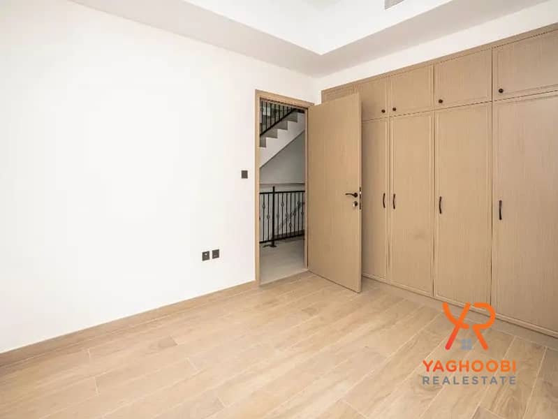 10 12. png