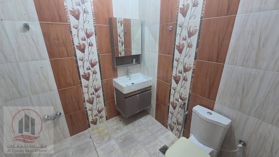 8 property_photo_02. jpg