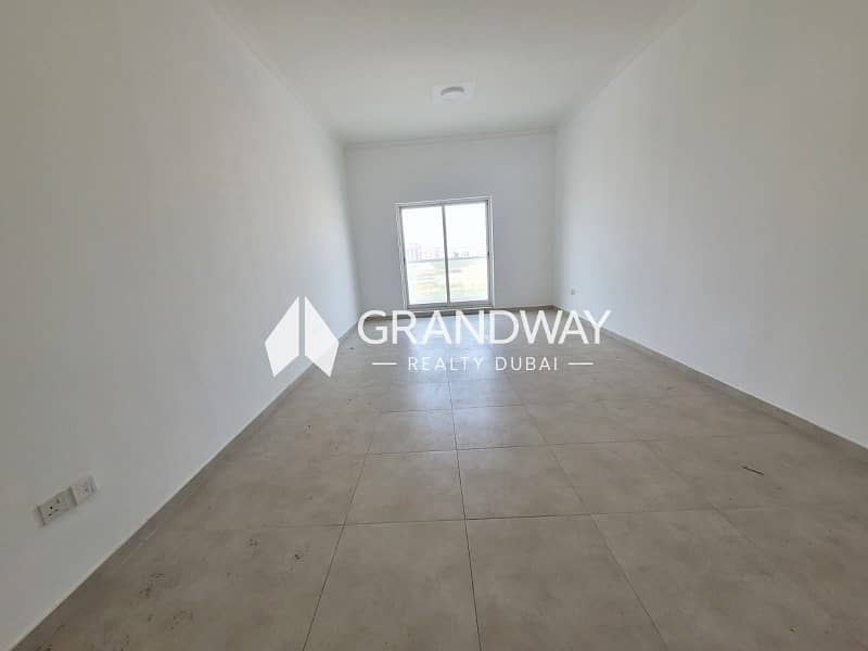 3 Stylish Apartment | Spacious | Prime Location — photo 3
