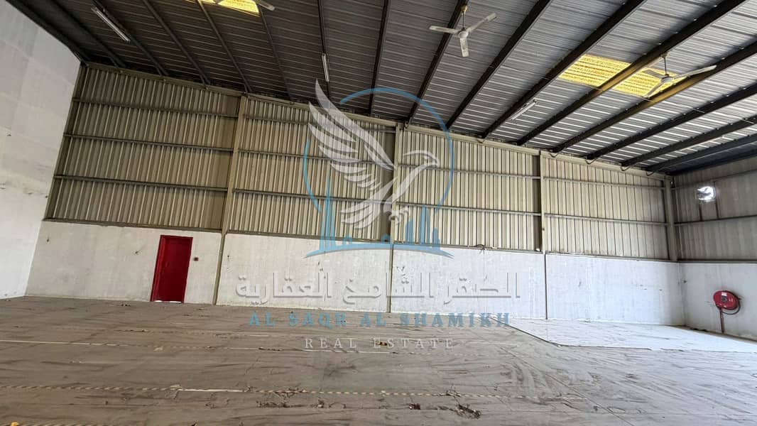 2 مستودع-للا-يجار-2-غرف-الصناعية-15-الشارقة-صورة-العقار-02. jpg