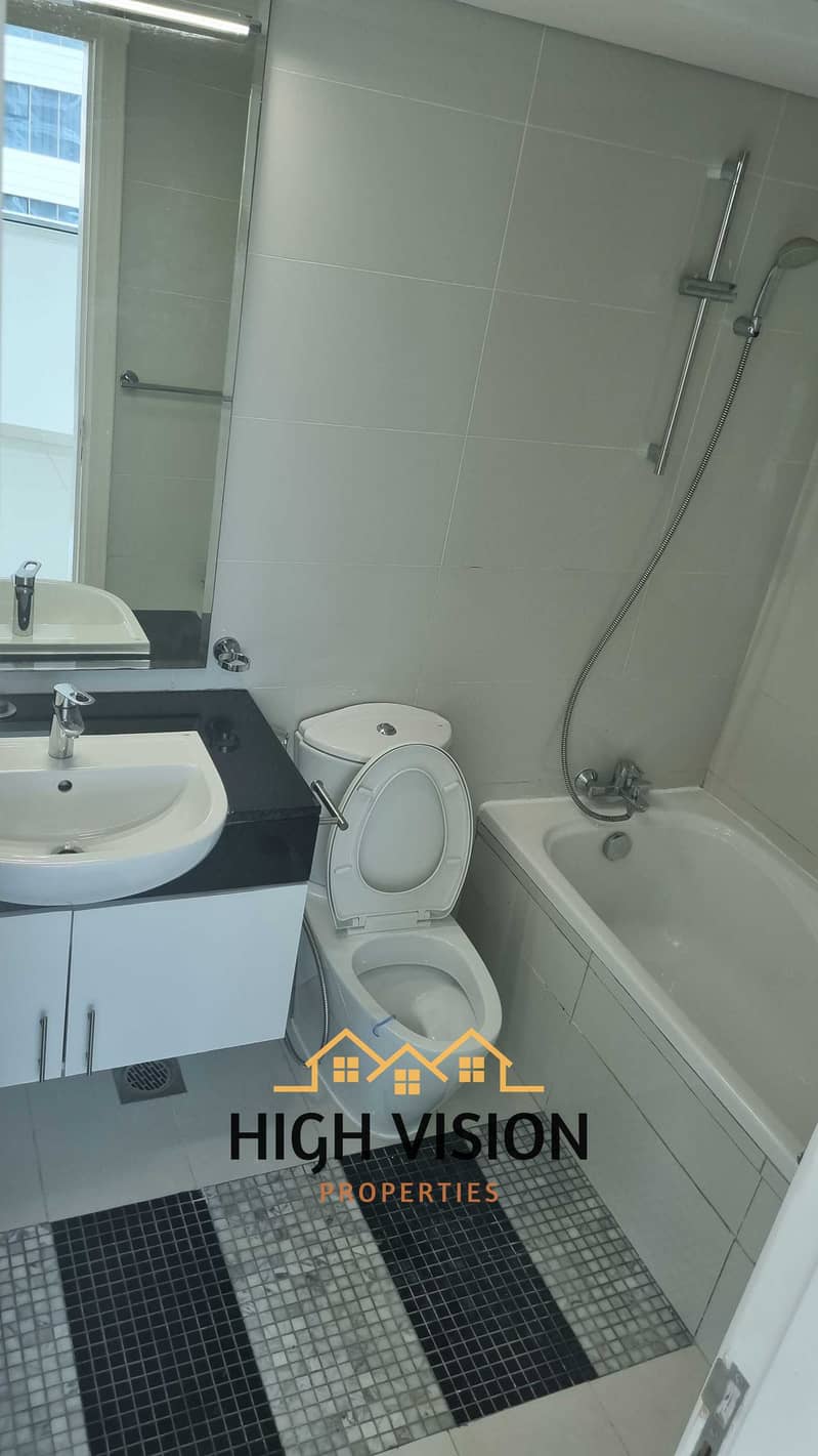 7 17 - MB1205 Master Bathroom 3. jpg