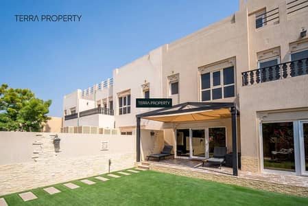 3 Bedroom Townhouse for Sale in Al Hamra Village, Ras Al Khaimah - Upgraded Furnished 3-Bed Townhouse + Maids Room 3 Bedroom Townhouse for Sale in Al Hamra Village, Ras Al Khaimah - Upgraded Furnished 3-Bed Townhouse + Maids Room