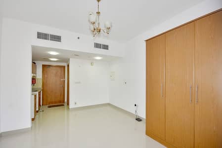 Studio te Huur in Dubai Production City (IMPZ), Dubai - WhatsApp-Image-2024-11-19-at-20.06. 23-1. jpeg Studio te Huur in Dubai Production City (IMPZ), Dubai - WhatsApp-Image-2024-11-19-at-20.06. 23-1. jpeg