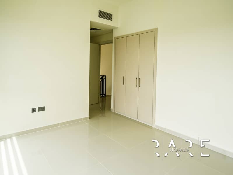 3 odora villa 17 damac hills 2 (7). jpg