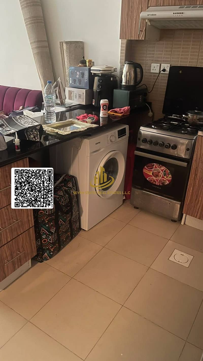 10 4e7f0bea-566a-46ba-98d5-d604d66e7dec. jpg