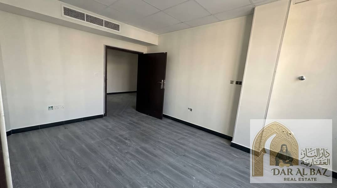 4 Real_estate_photo_enhancement_in…_20260929013543. jpg