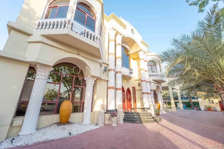 Villa in Emirates Hills,Sector E, 8 slaapkamers, 1150000 AED - 16675844 Villa in Emirates Hills,Sector E, 8 slaapkamers, 1150000 AED - 16675844