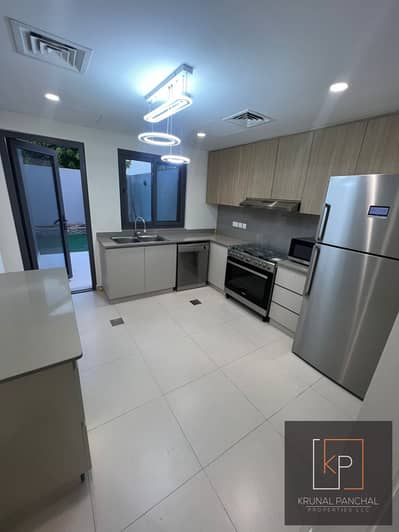 2 Schlafzimmer Villa zum Verkauf in Dubai South, Dubai - WhatsApp Image 2026-08-16 at 12.56. 45 PM (1). jpeg 2 Schlafzimmer Villa zum Verkauf in Dubai South, Dubai - WhatsApp Image 2026-08-16 at 12.56. 45 PM (1). jpeg