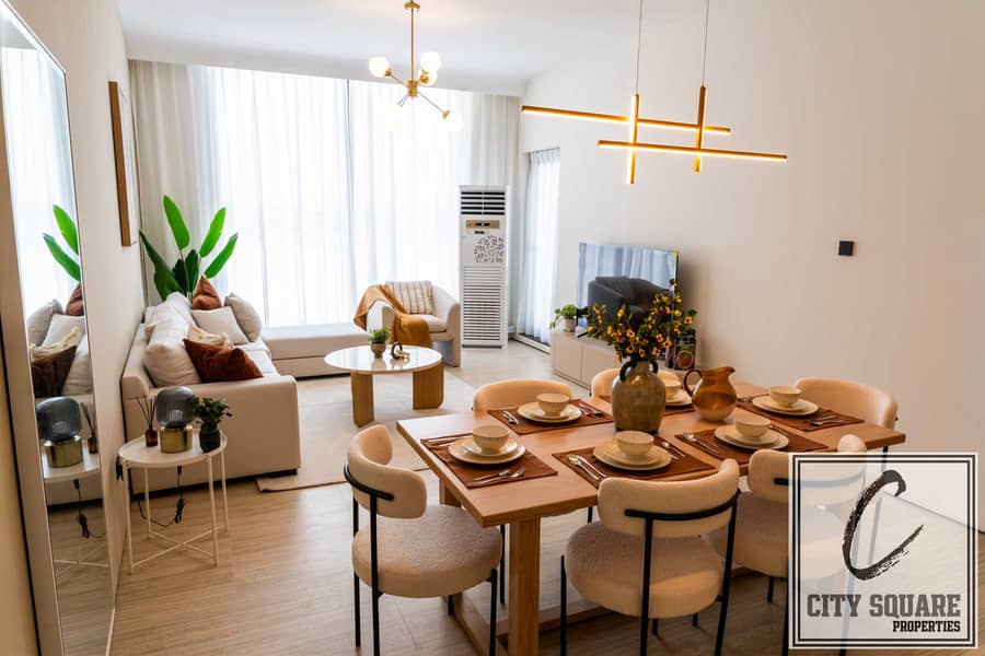 2 City Square Show Apt -44. jpg
