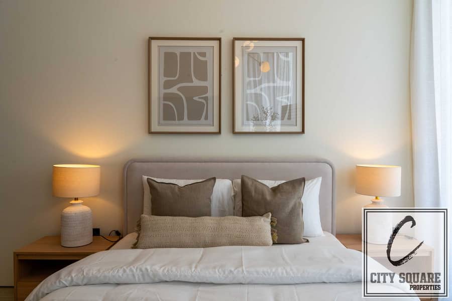 8 City Square Show Apt -27. jpg