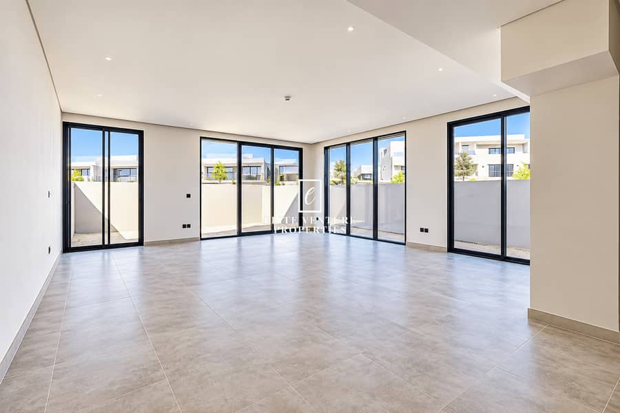 Rijwoning in California Village, 3 slaapkamers, 220000 AED - 16675356 Rijwoning in California Village, 3 slaapkamers, 220000 AED - 16675356
