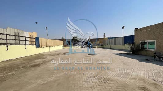 Mixed Use Land te Huur in Industrial Area, Sharjah - yard-for-rent-area-3-property-11. jpg