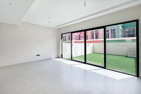 3 Bedroom Townhouse for Sale in DAMAC Lagoons, Dubai - images image img
