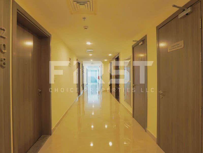 12 12-Corridor_FCP_1600x1200. jpg
