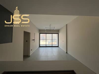Appartement de 2 chambres à à louer à Dubai Land Residence Complex (DLRC), Dubai - Appartement à Dubai Land Residence Complex (DLRC)，AARK Residences, 2 chambres, 90000 AED - 16678802