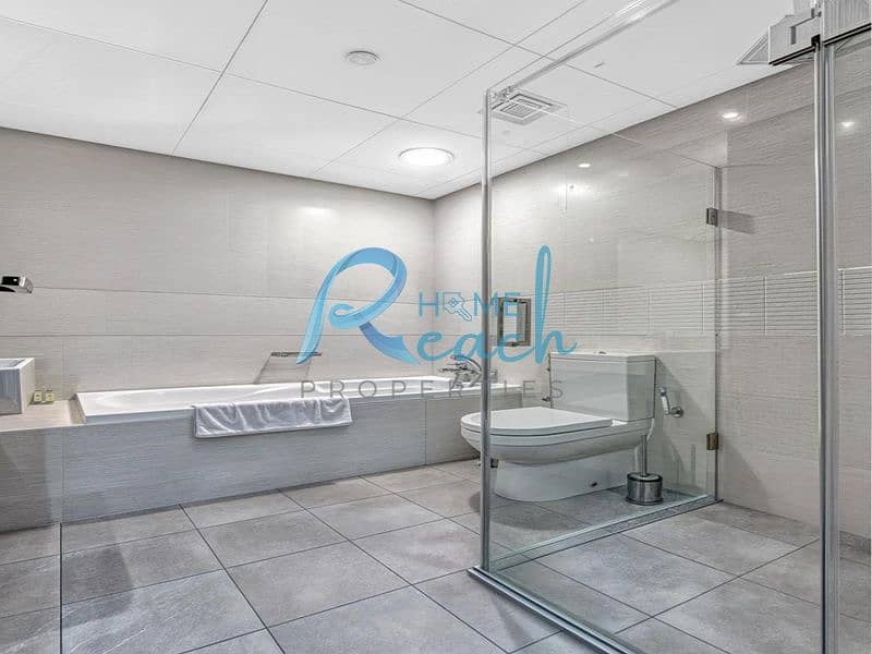 10 baTH11. jpg