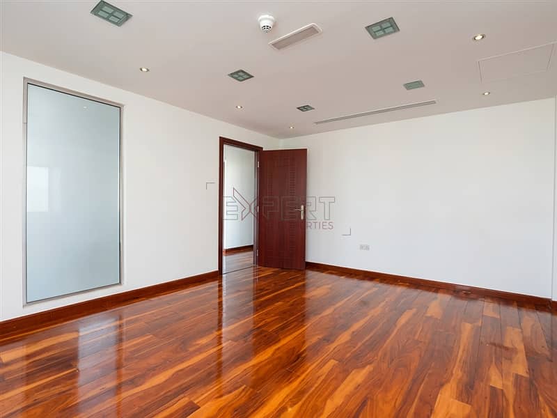 4 Image 4