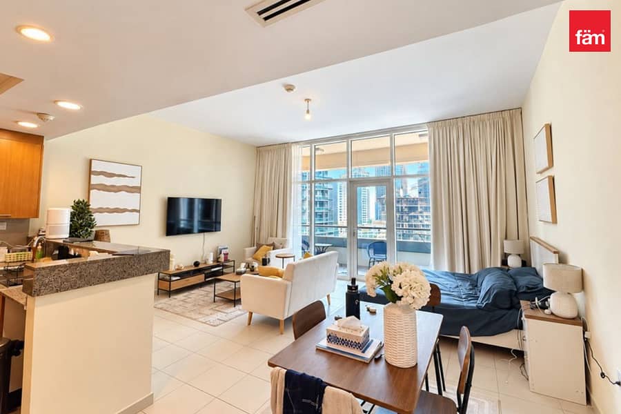 Apartamento en Business Bay,Bay Square,Bay Square 9, 1120000 AED - 16679775 Apartamento en Business Bay,Bay Square,Bay Square 9, 1120000 AED - 16679775