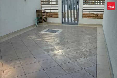 2 Bedroom Townhouse for Rent in Rukan, Dubai - Amazing location | Single row | Prime location